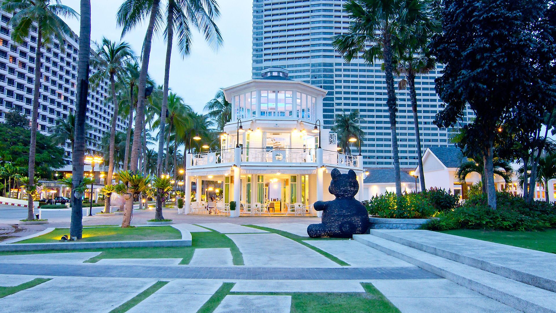 Ambassador Jomtien Wing 3*