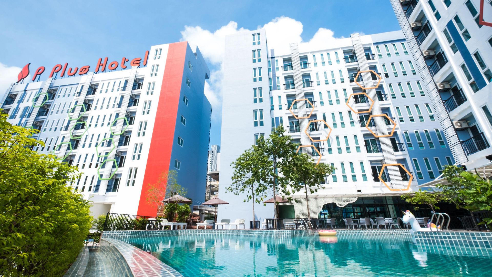 P โรงแรม 3*