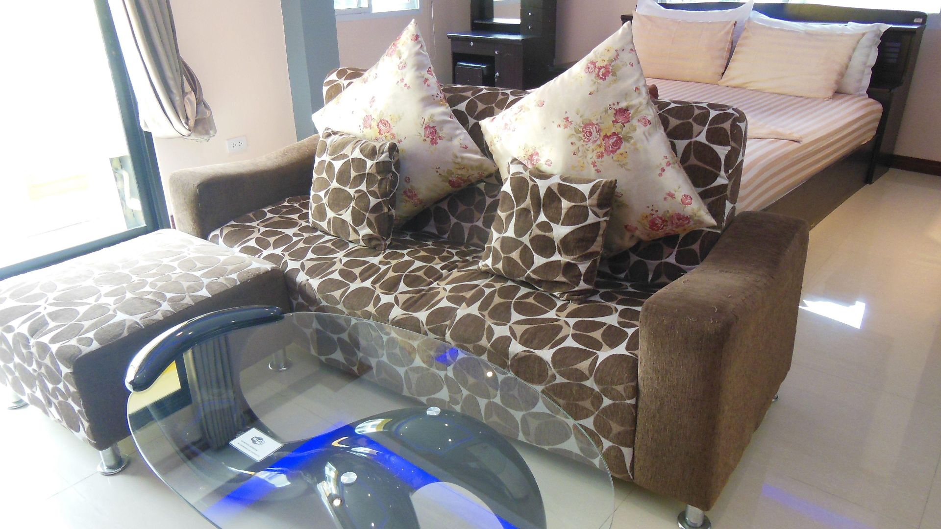 Boomerang And Bar บ้านพัก Pattaya