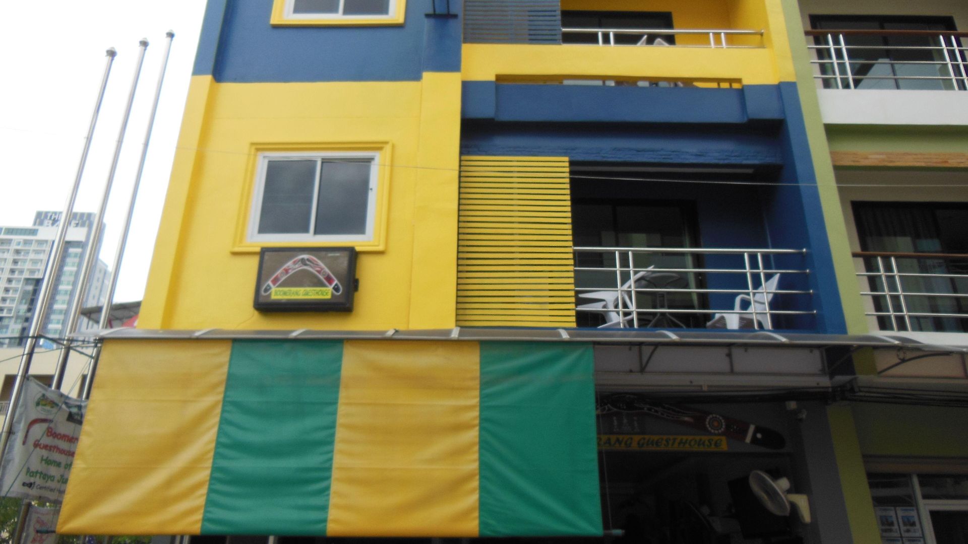 Boomerang And Bar บ้านพัก Pattaya