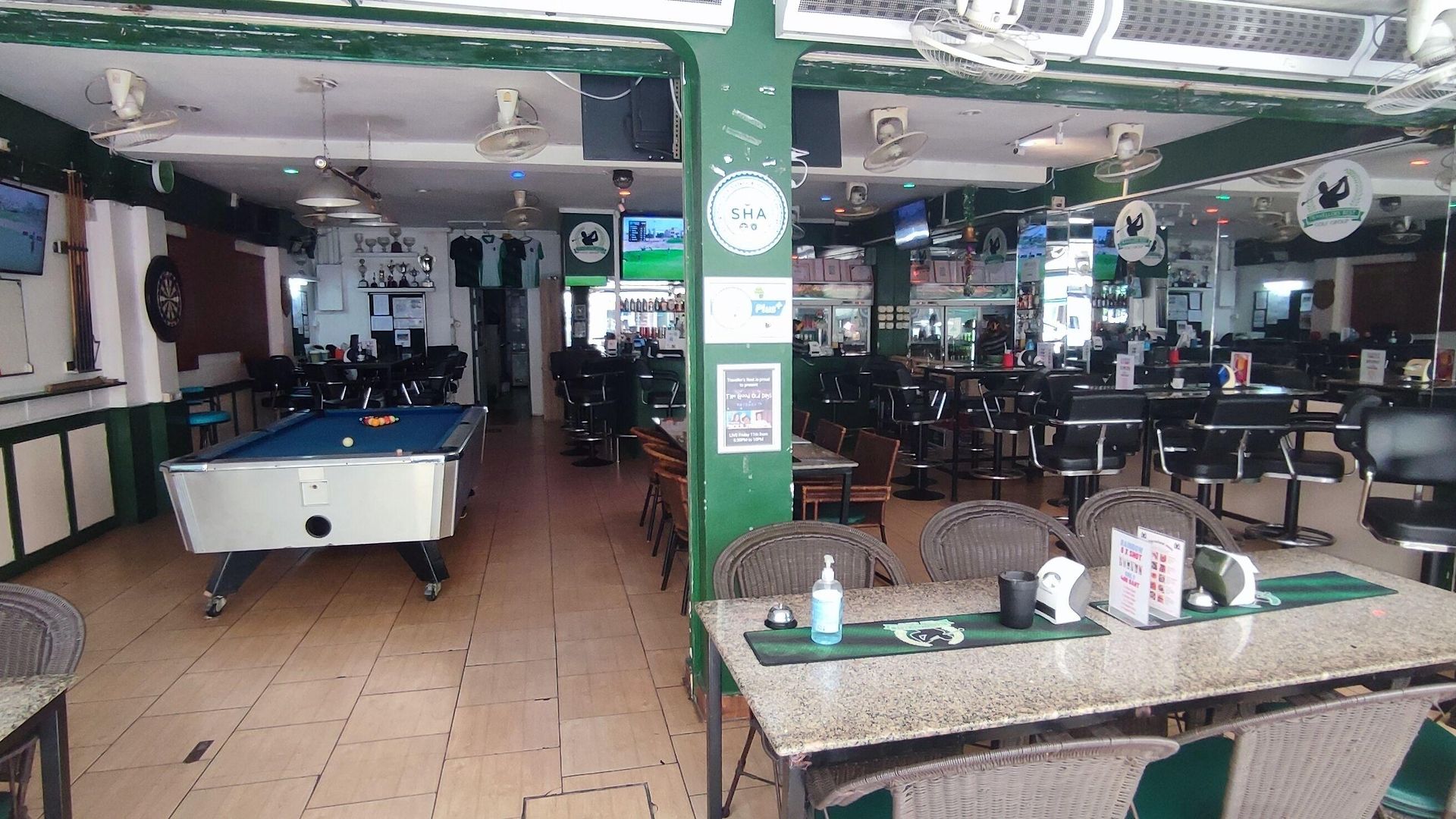 Traveller's Rest Sports Bar 4*