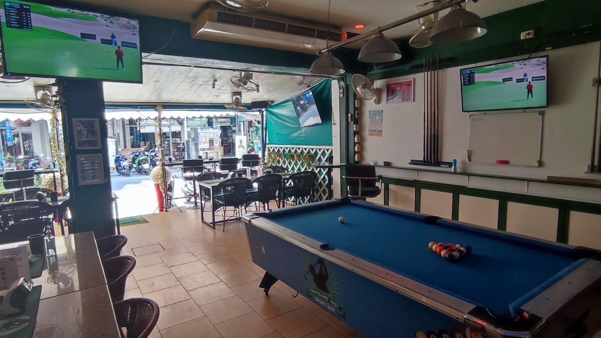 Traveller's Rest Sports Bar Guest house
