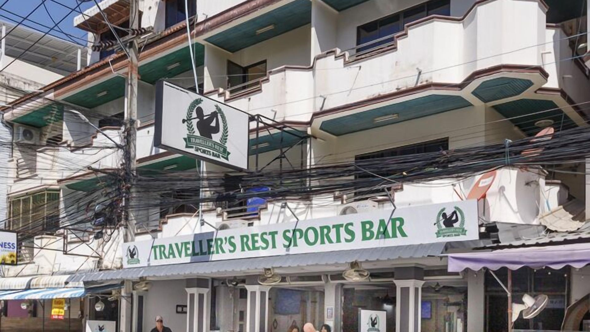 Traveller's Rest Sports Bar 4*