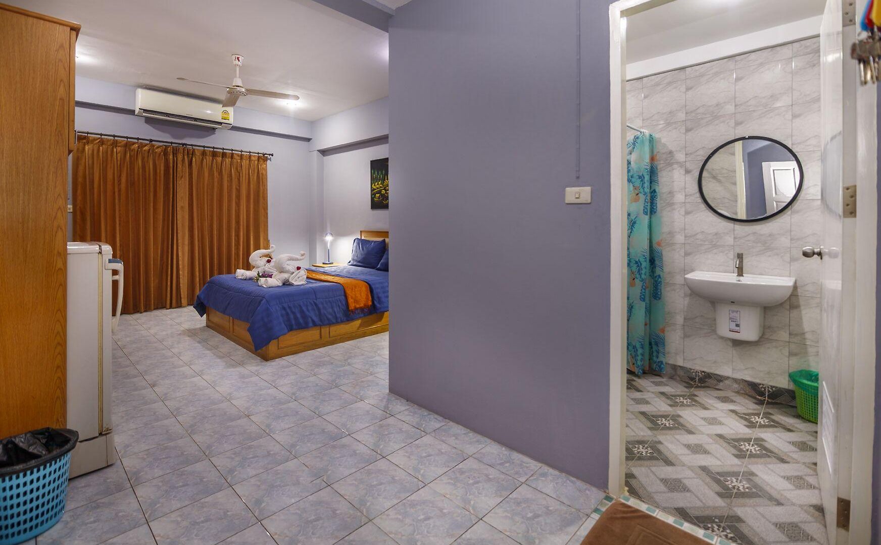 Traveller's Rest Sports Bar 4*