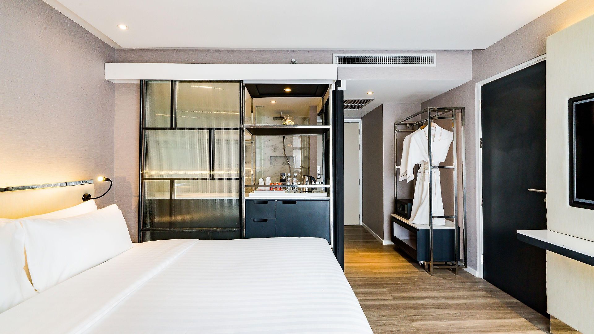 โรงแรม Citrus Grande By Compass Hospitality
