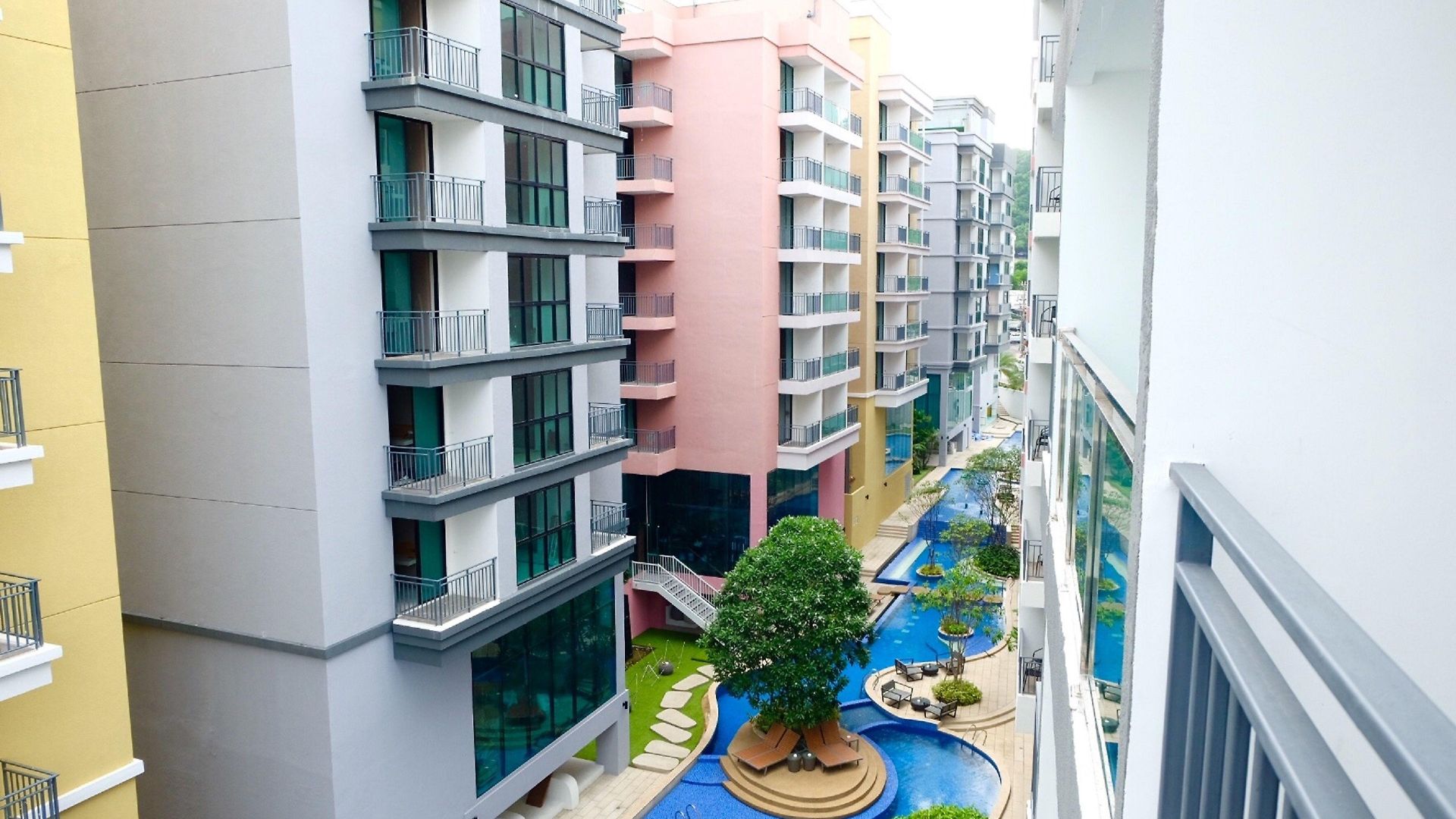 Citrus Grande By Compass Hospitality โรงแรม Pattaya