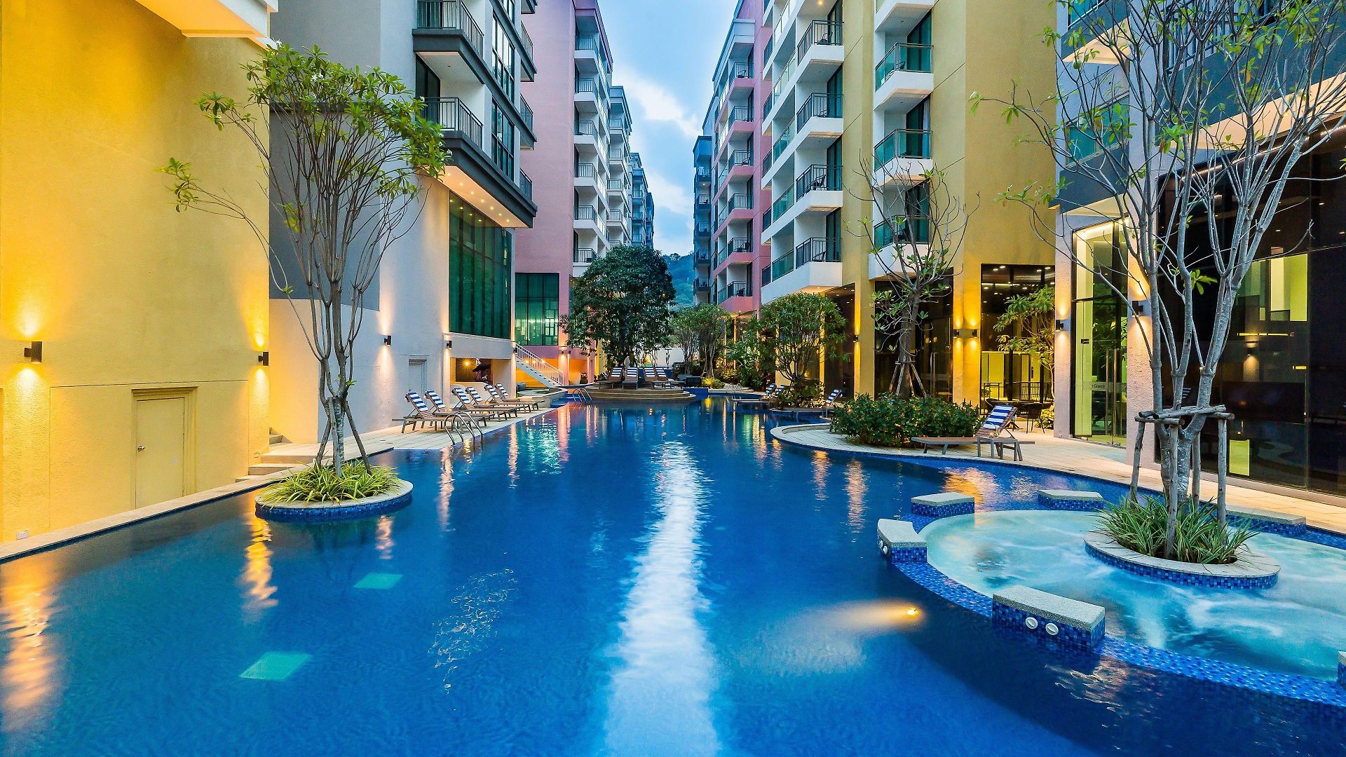 โรงแรม Citrus Grande By Compass Hospitality 5*