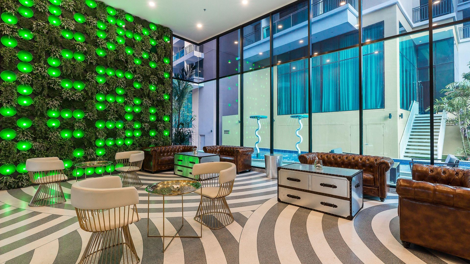 โรงแรม Citrus Grande By Compass Hospitality 5*