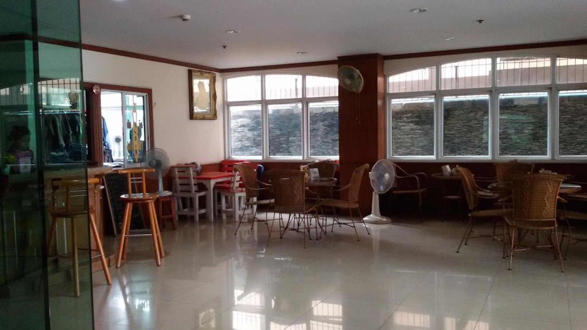 Rattakit Mansion อพาร์ตโฮเทล