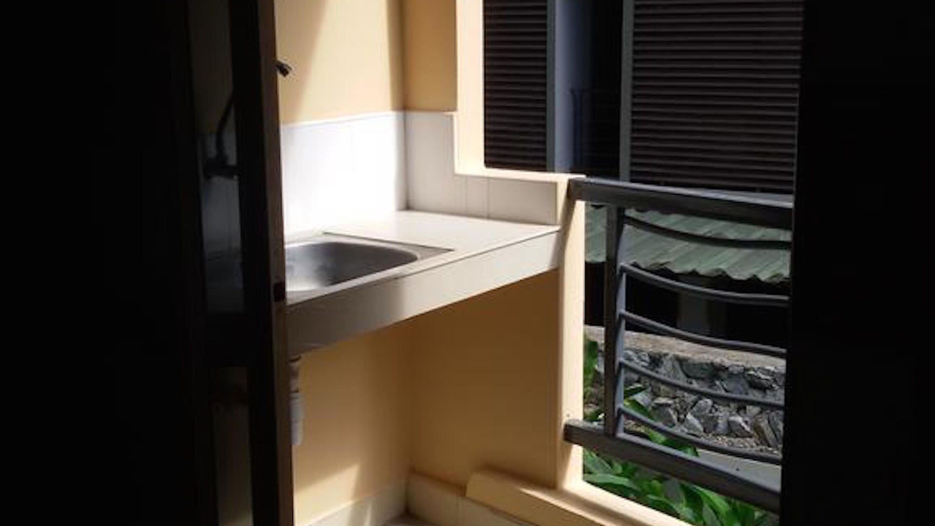 Rattakit Mansion อพาร์ตโฮเทล 3*