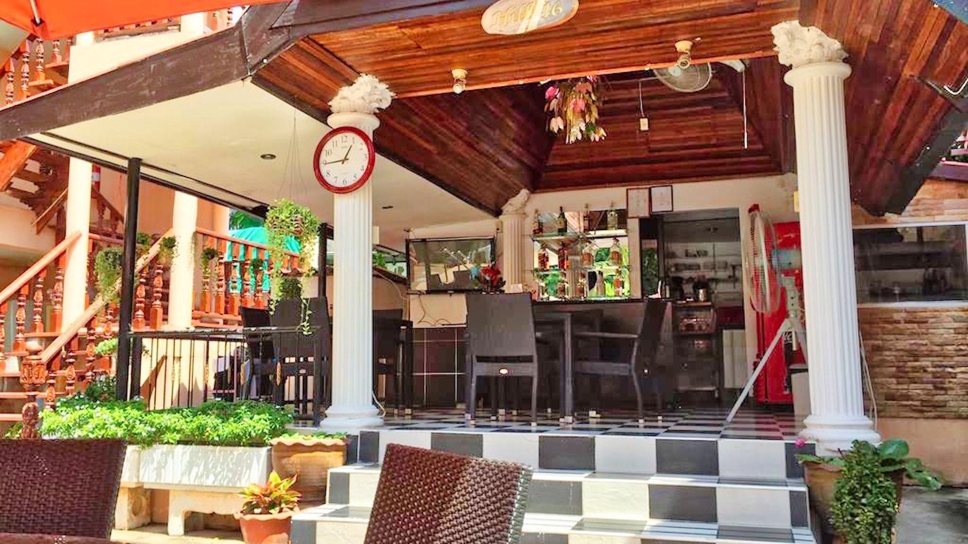 Phratamnak - 100 Meter From * Pattaya
