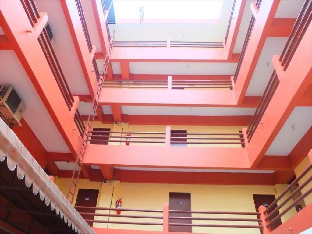 Utid Court 2*