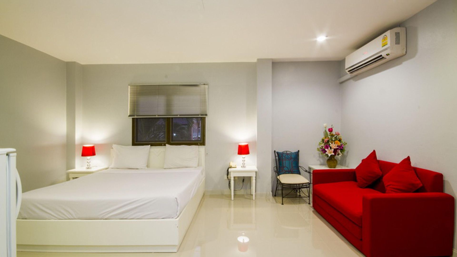 Ice โรงแรม