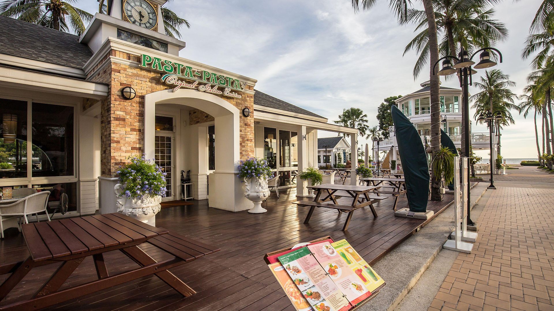 Ambassador Jomtien Wing 3* Pattaya