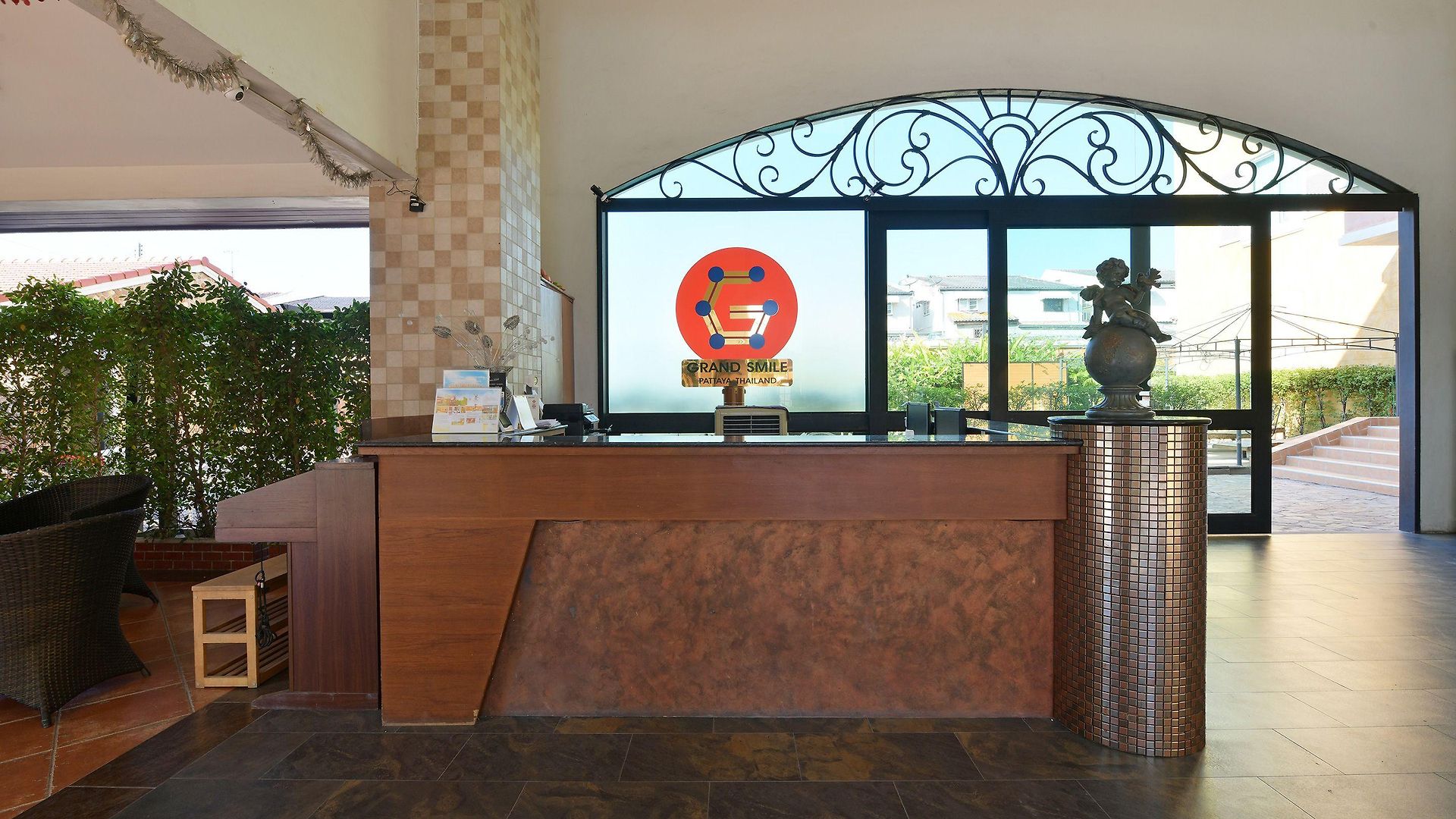Oyo 109 Ozone Prime 4*