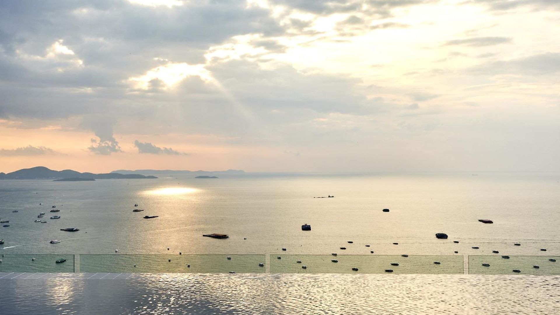 อพาร์ทเม้น Muxa - Centric Sea