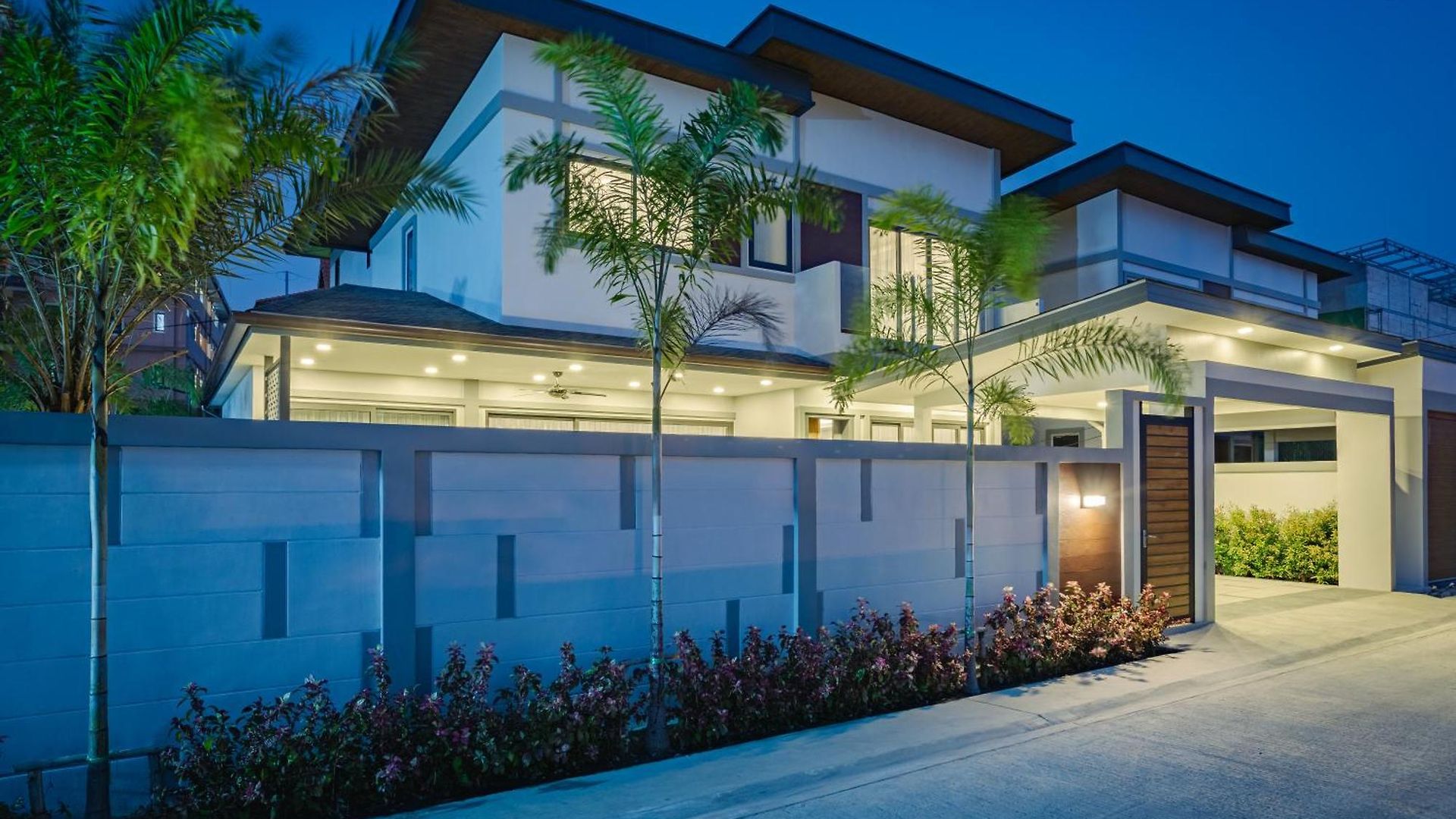 วิลล่า Super Luxury 4 Bedroom Private Pool With Jacuzzi, Near 711, 10 Minutes To Walking Street And - Mt4 Pattaya