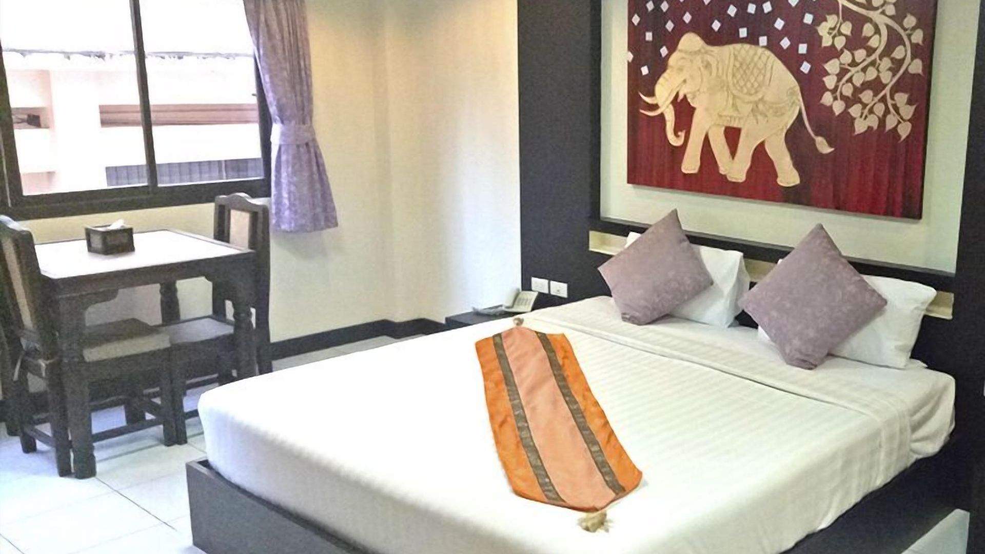 Zip & Restaurant โรงแรม Pattaya