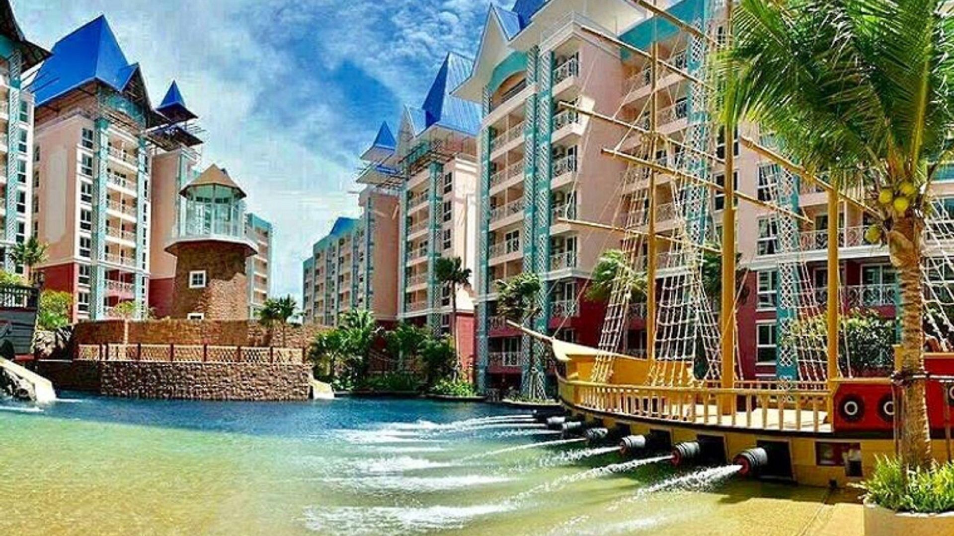 อพาร์ทเม้น Grande Caribbean By Somphong Pattaya