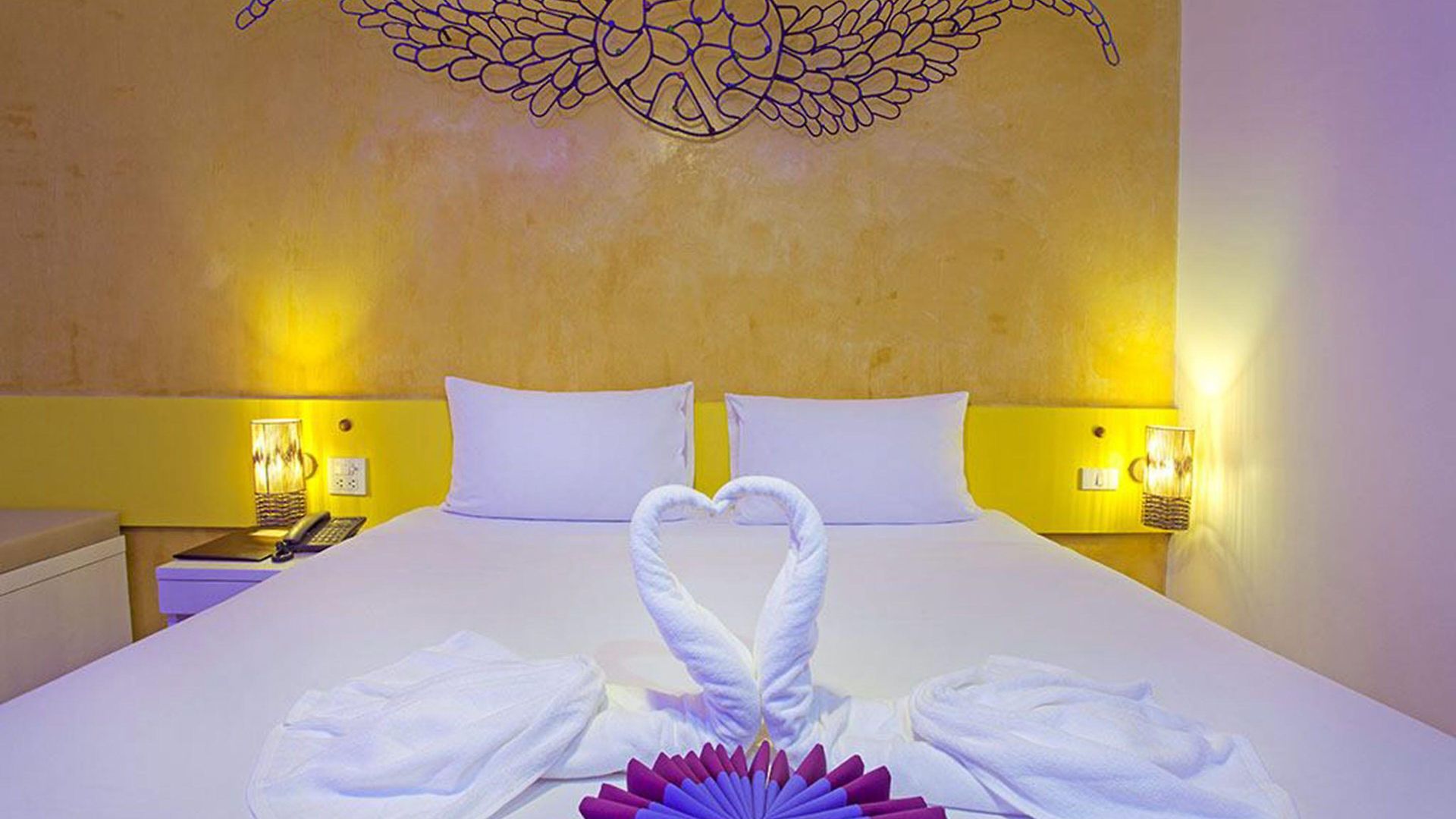Holidays Hotel