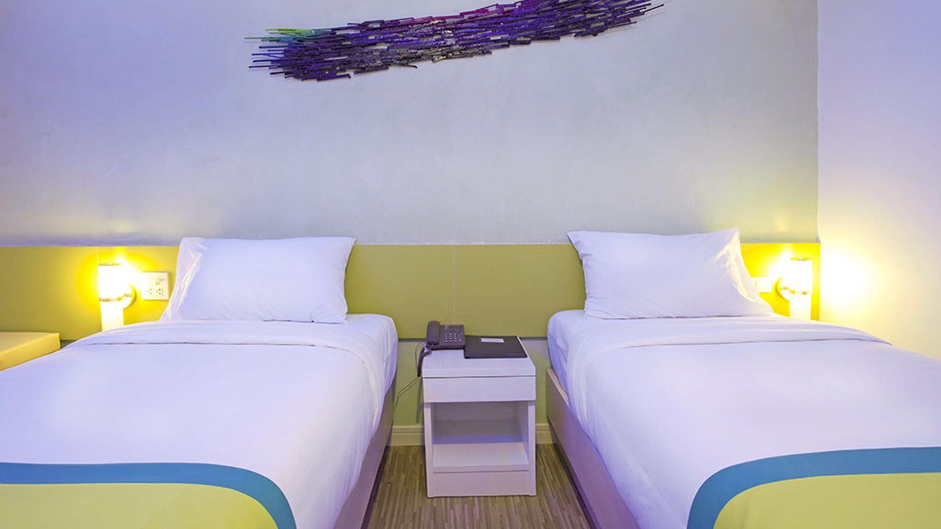 Hotel Holidays 2*
