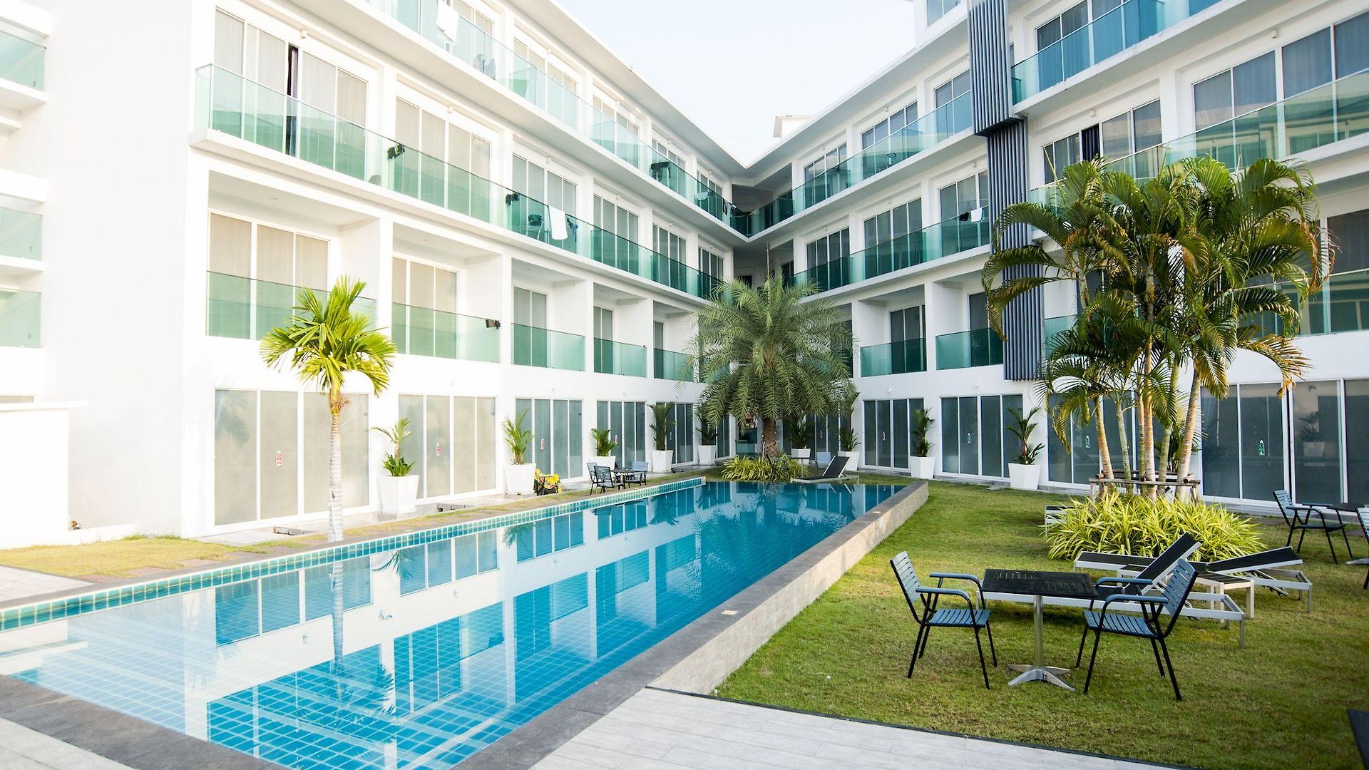 โรงแรม Cozy Resort, A Boutique Pattaya