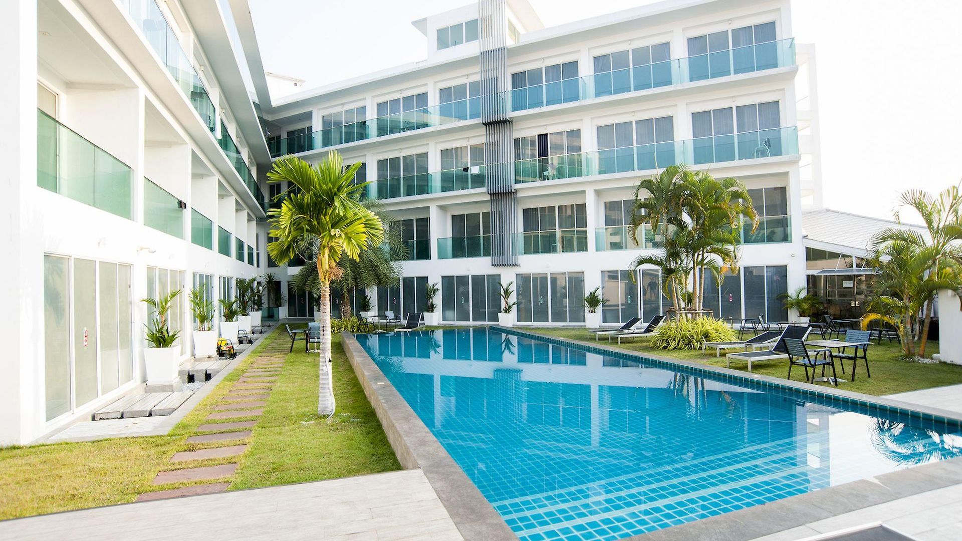โรงแรม Cozy Resort, A Boutique Pattaya