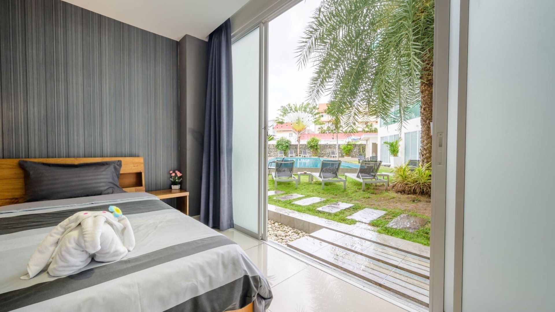 Cozy Resort, A Boutique โรงแรม 4*