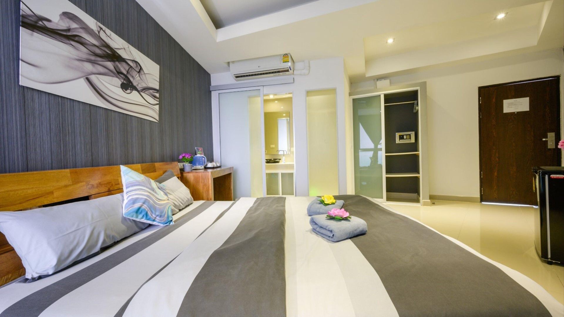 Cozy Resort, A Boutique โรงแรม 4*