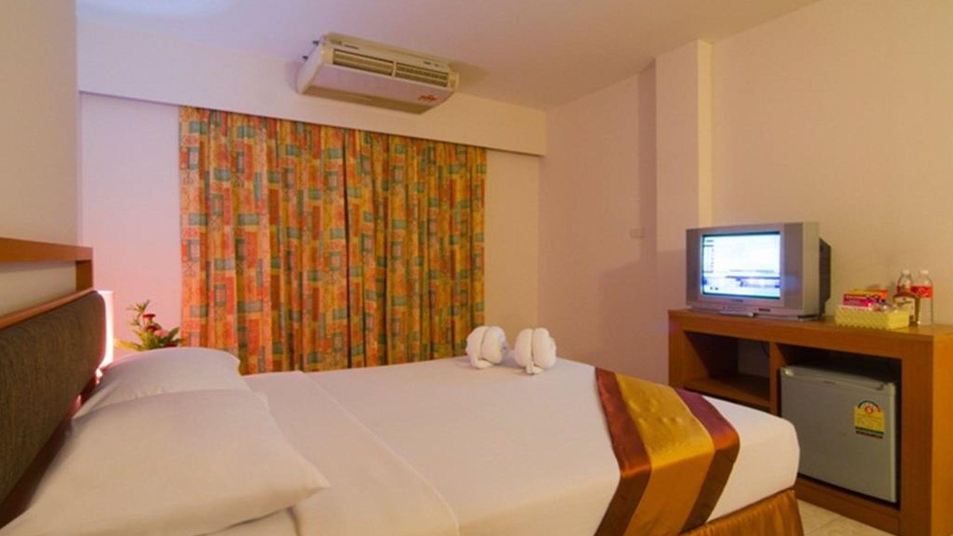 โรงแรม Eastiny Bella Vista Pattaya