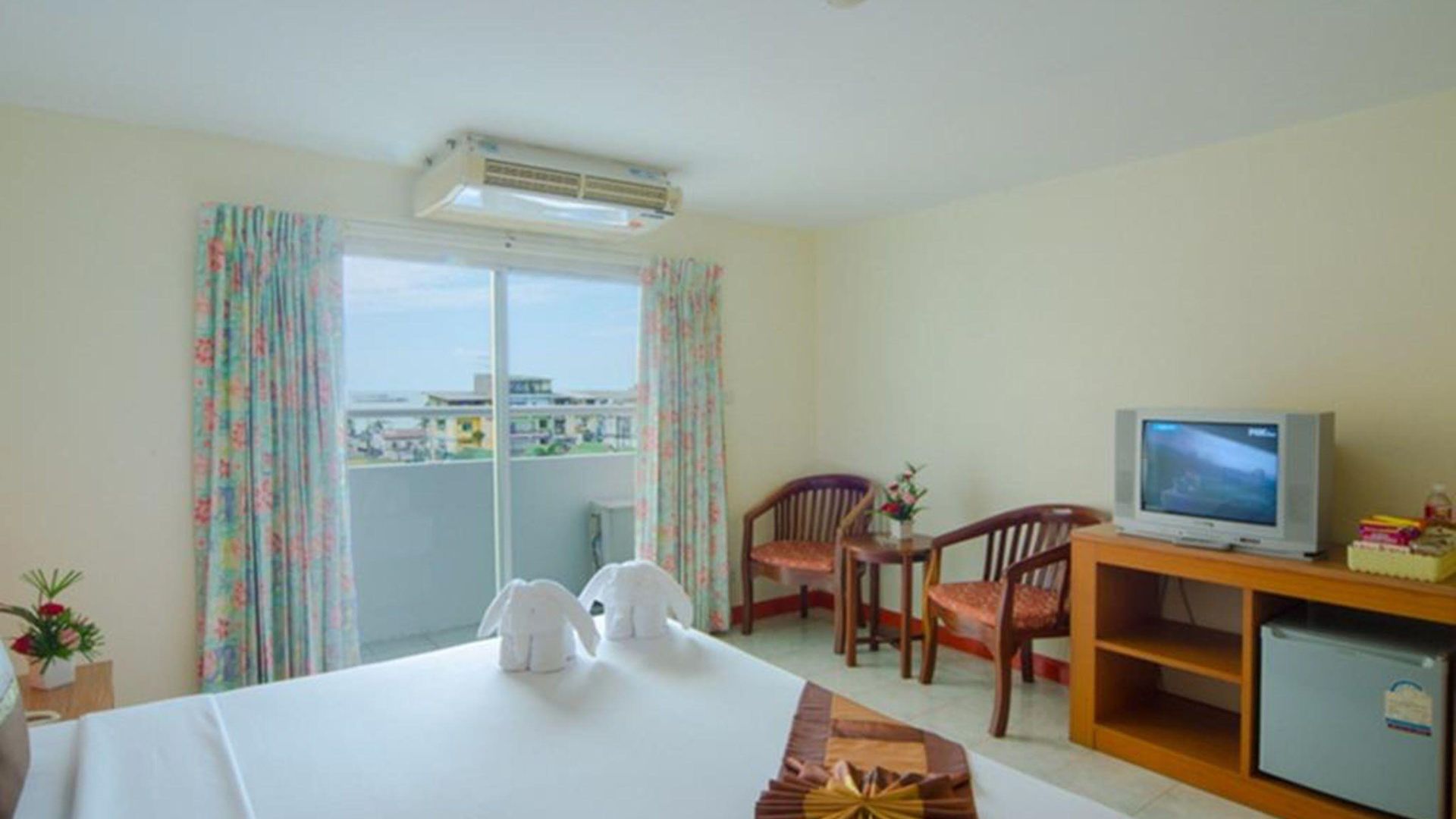 Eastiny Bella Vista โรงแรม
