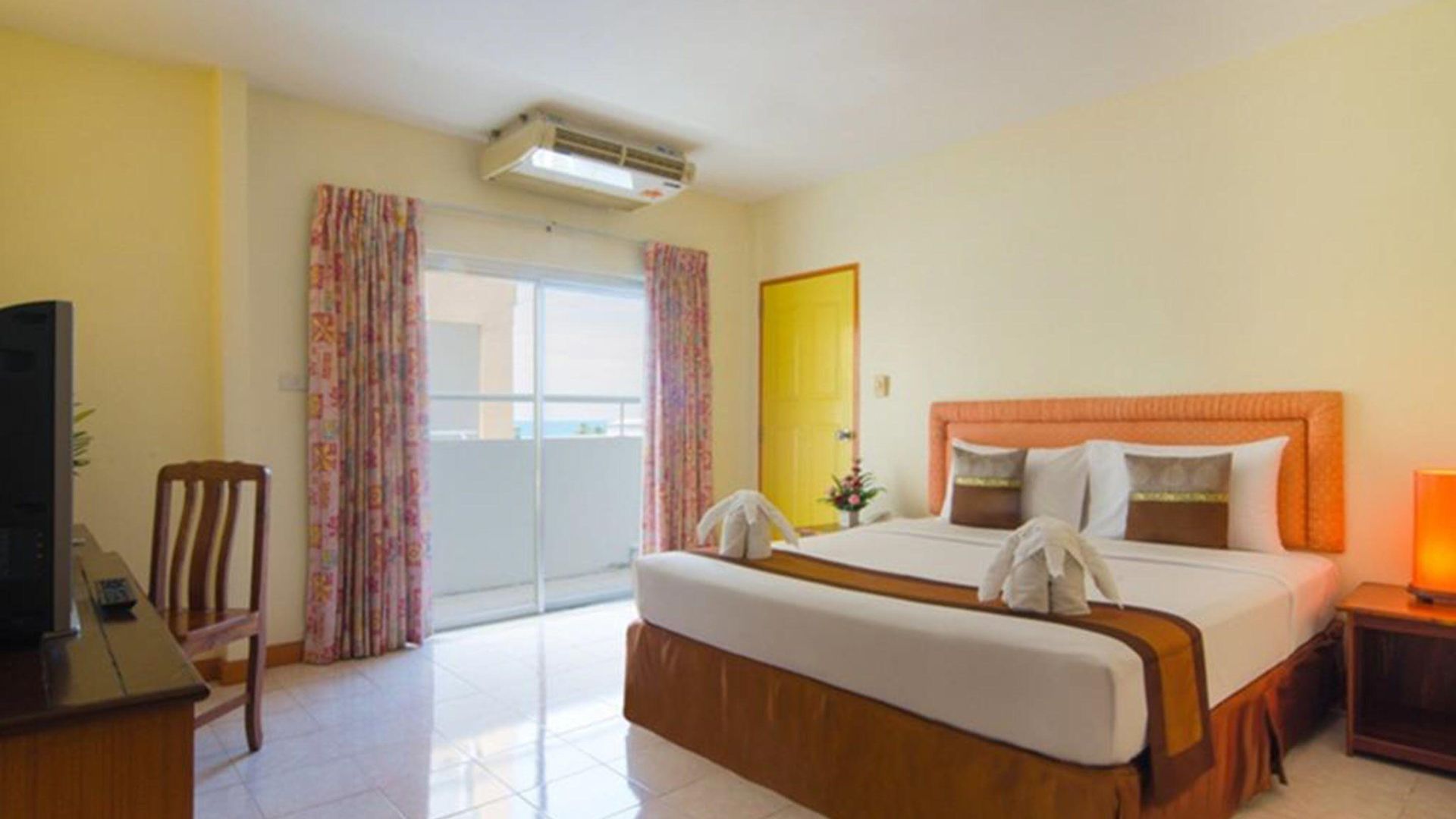 โรงแรม Eastiny Bella Vista Pattaya