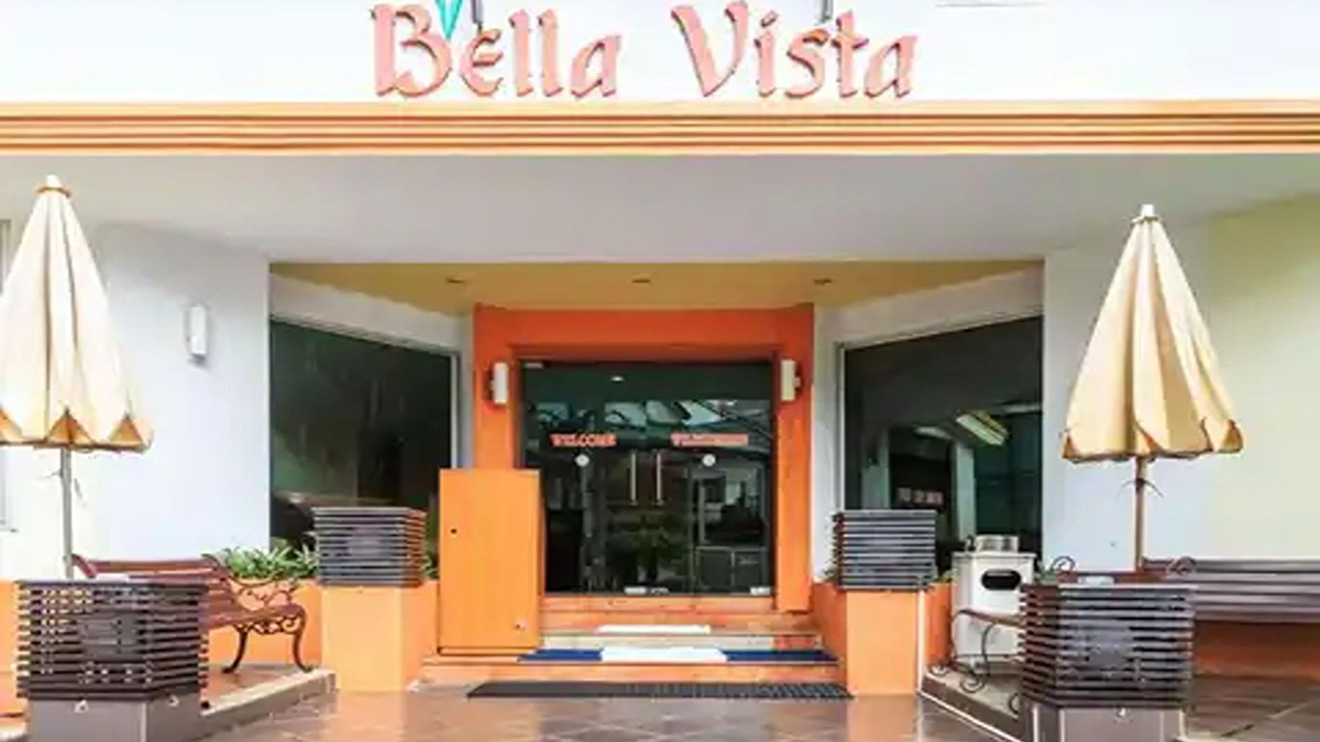 Eastiny Bella Vista โรงแรม Pattaya