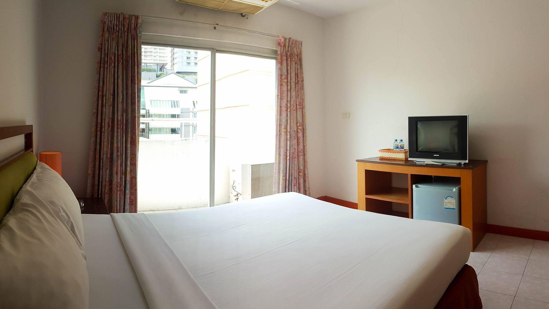 Eastiny Bella Vista โรงแรม 2*