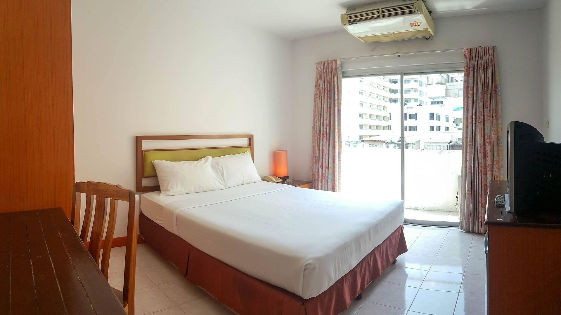 โรงแรม Eastiny Bella Vista Pattaya
