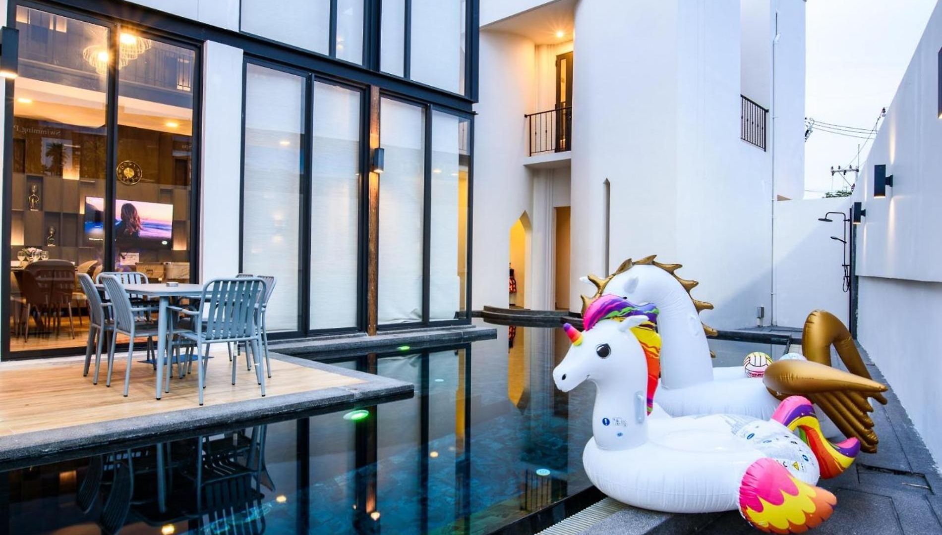 Inara Exclusive Pool - Pi5 วิลล่า Pattaya