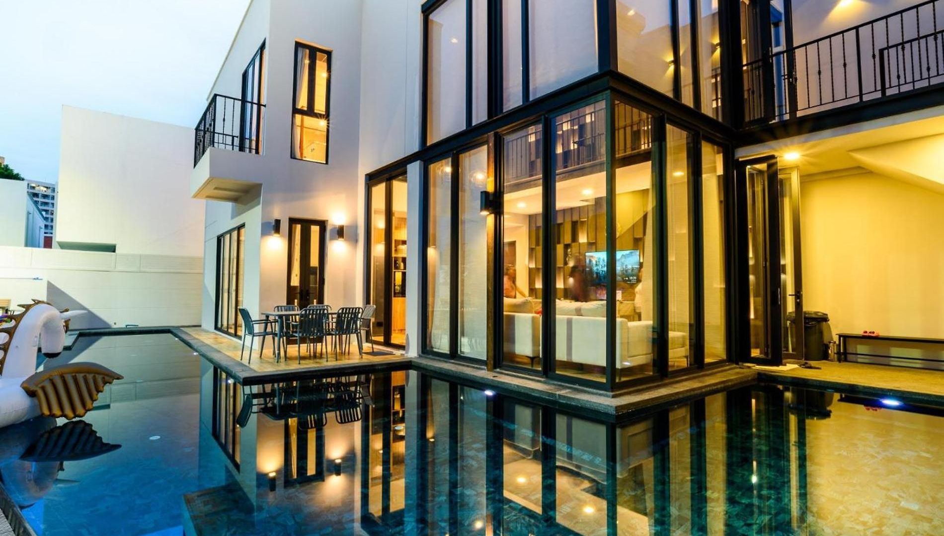 Inara Exclusive Pool - Pi5 วิลล่า Pattaya