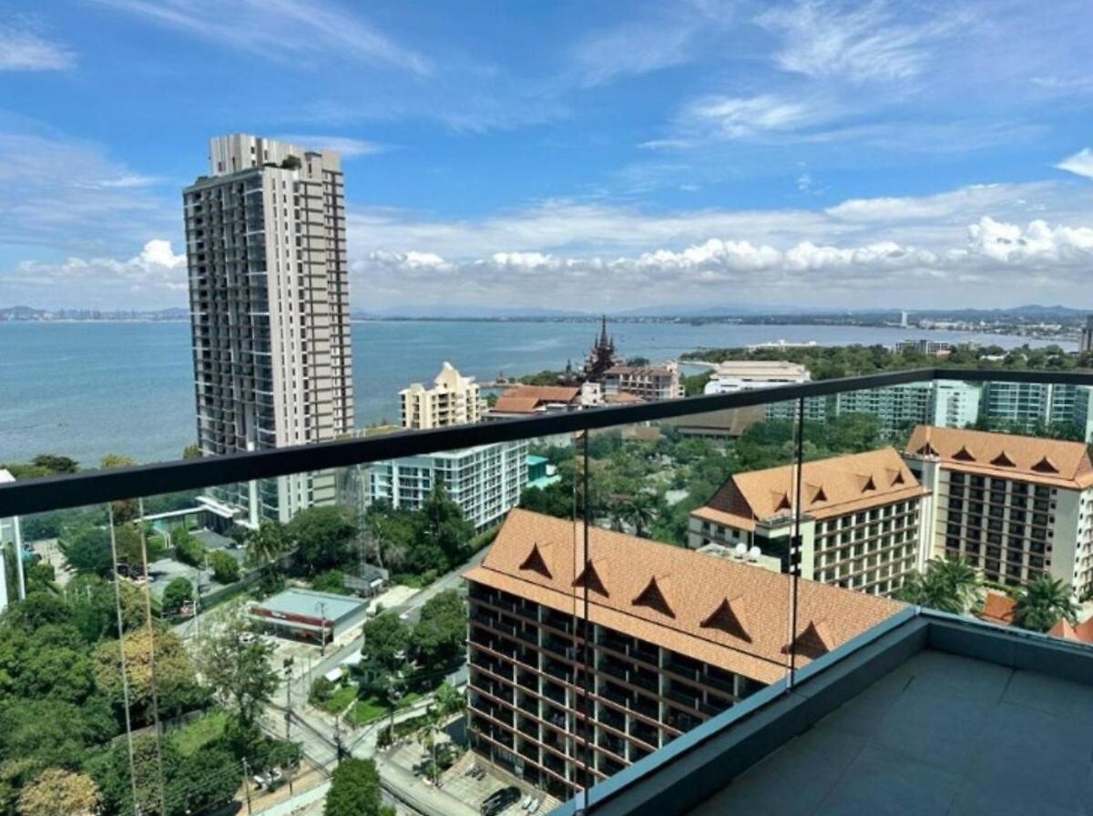 อพาร์ทเม้น Wongamat Tower Naklua Panoramic Sea View Pattaya