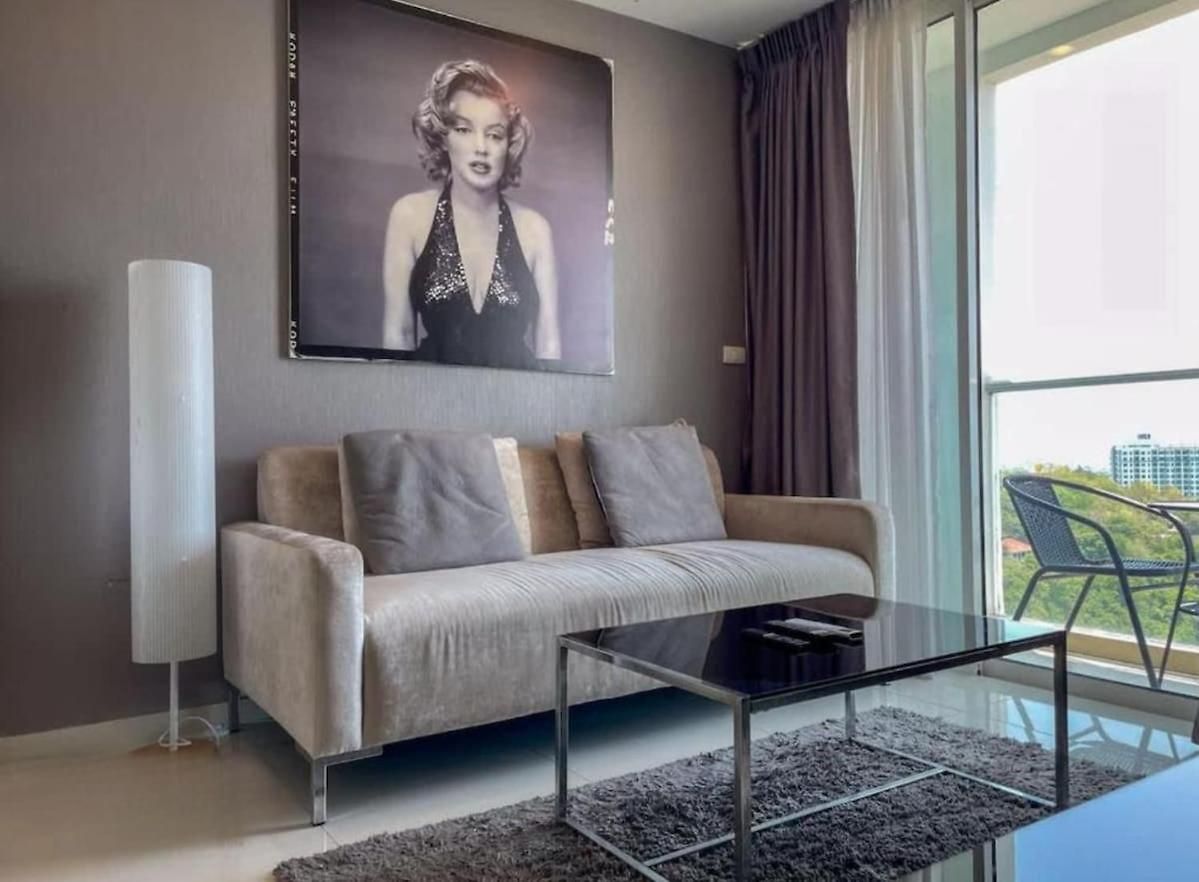 อพาร์ทเม้น The Vision - Sea View Balcony Pratumnak