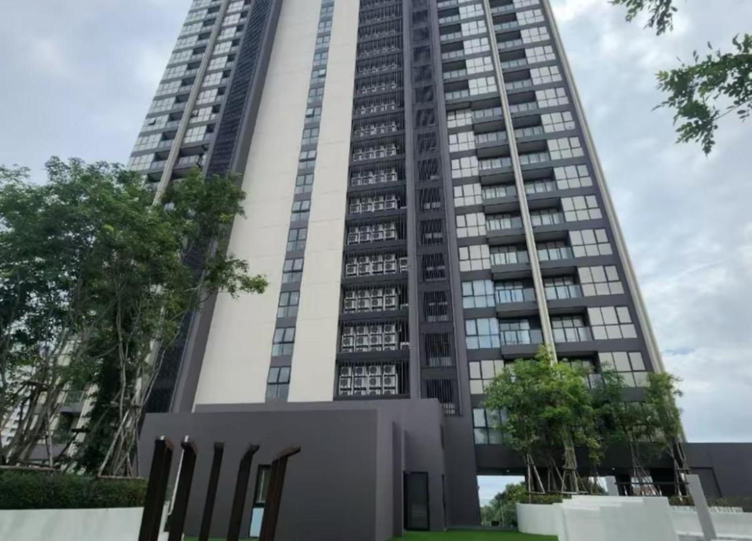The Panora Luxury Seaview Apartment *