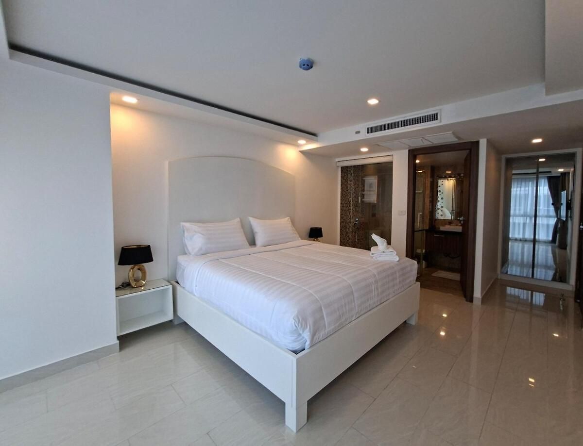 Grand Avenue, 2 Bedroom-2 Baths, 69sqm