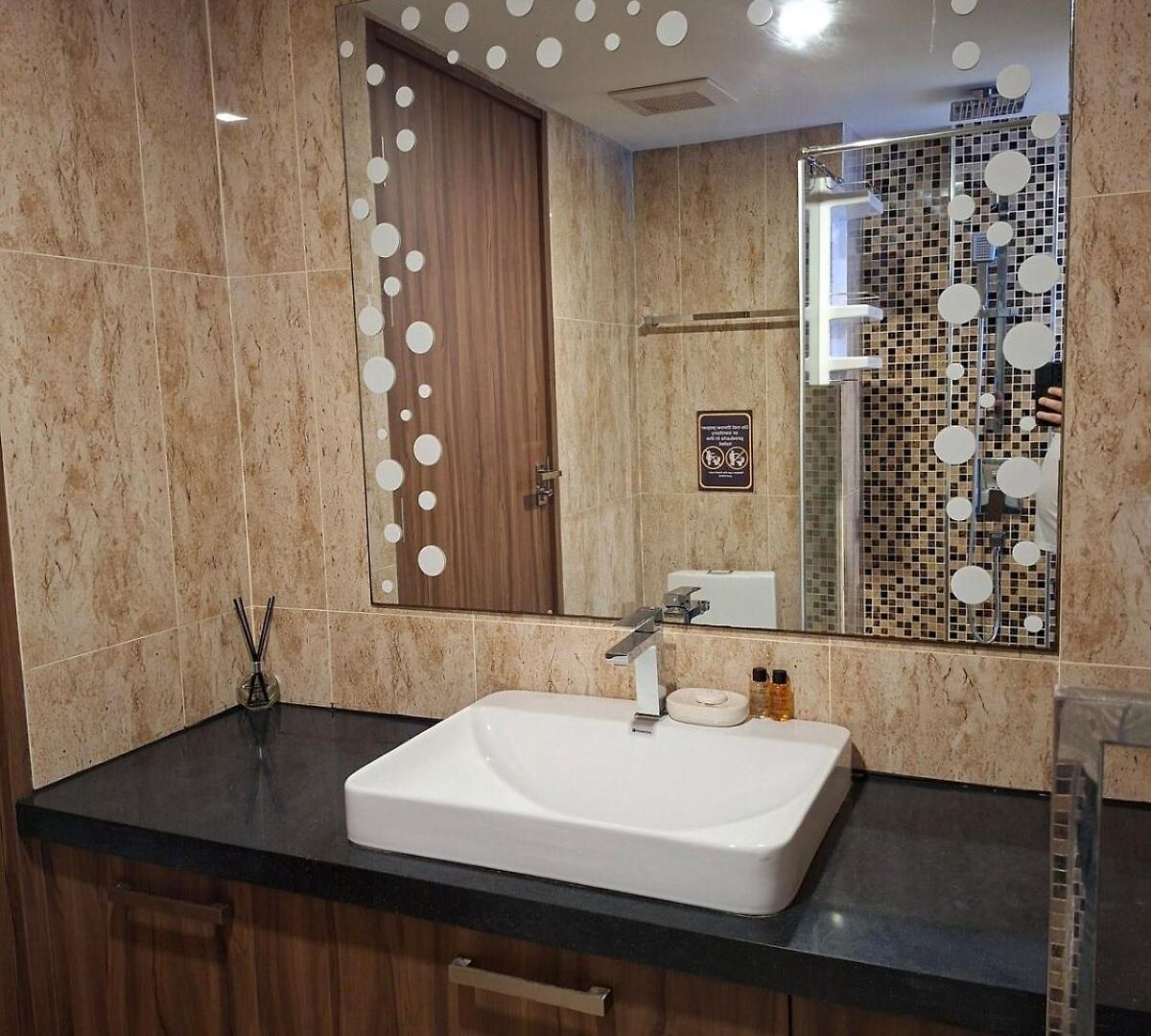 Grand Avenue, 2 Bedroom-2 Baths, 69sqm อพาร์ทเม้น Pattaya