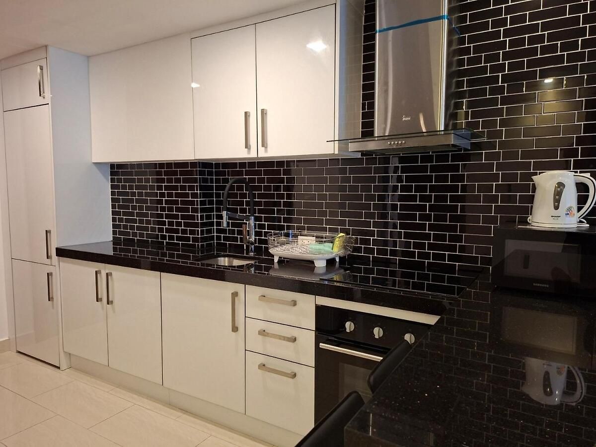 Grand Avenue, 2 Bedroom-2 Baths, 69sqm