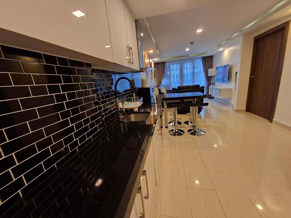 Grand Avenue, 2 Bedroom-2 Baths, 69sqm