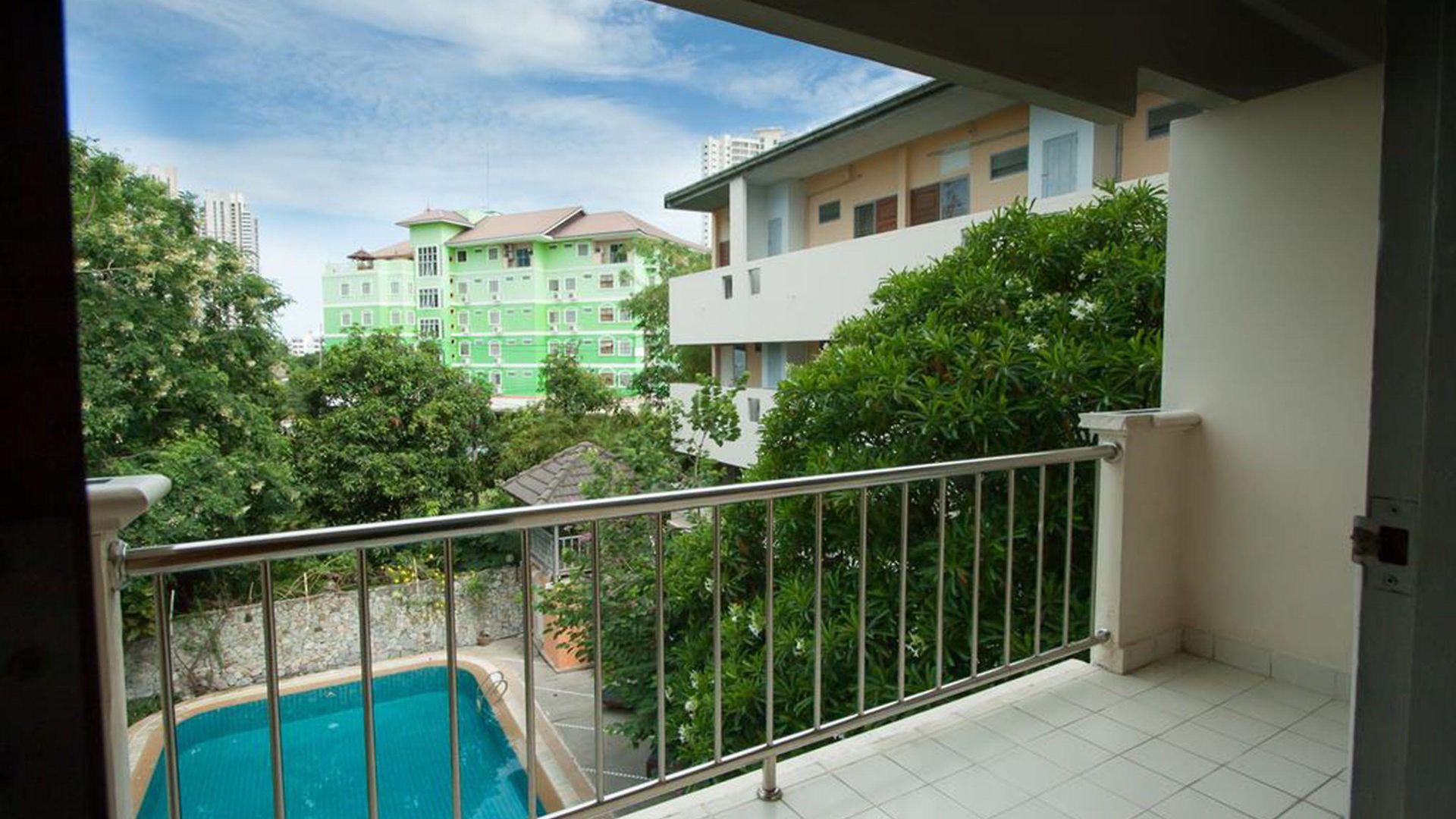 โรงแรม สวัสดีเพลซ Pattaya