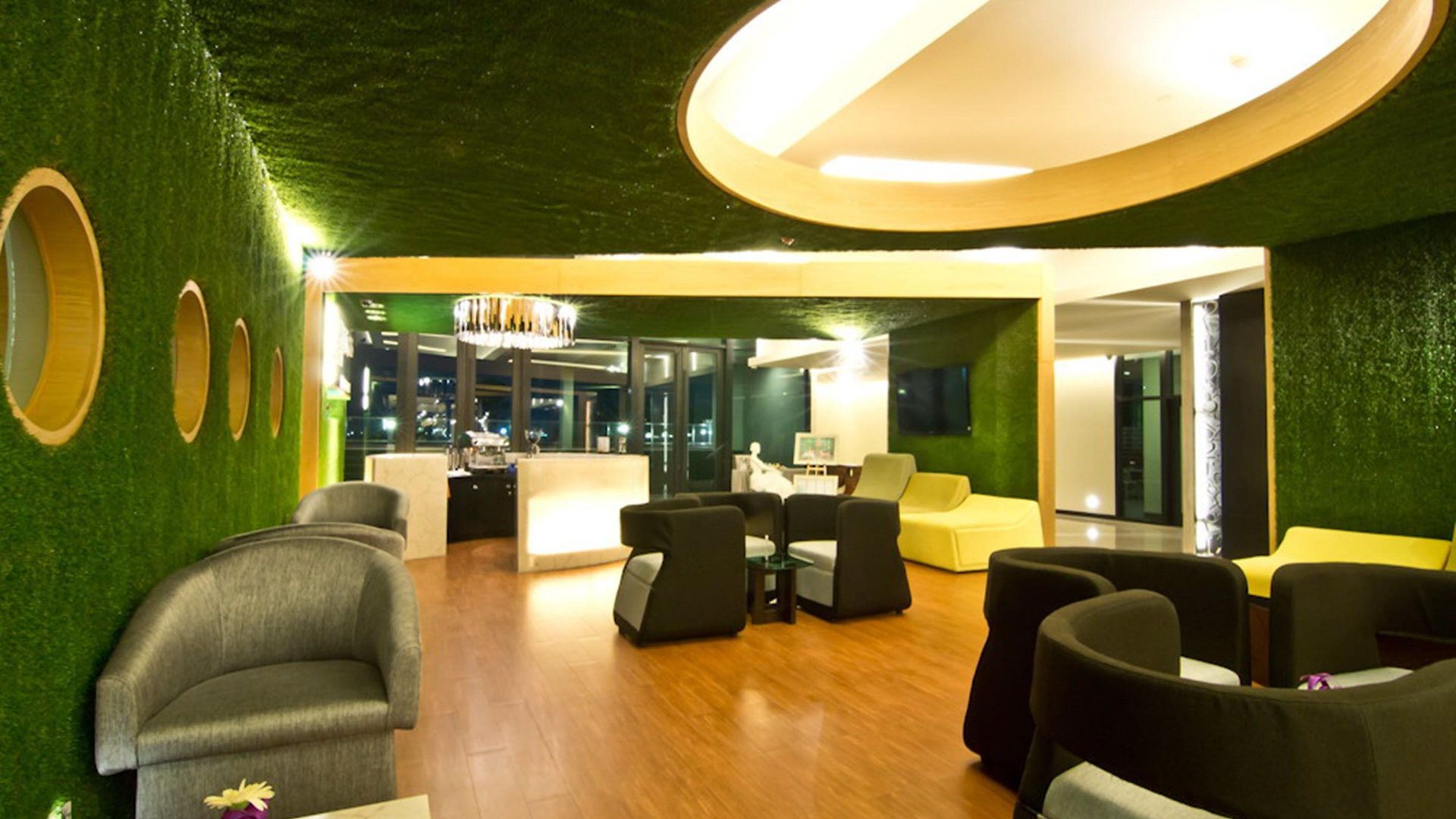Tsix5 Quarter โรงแรม 5*