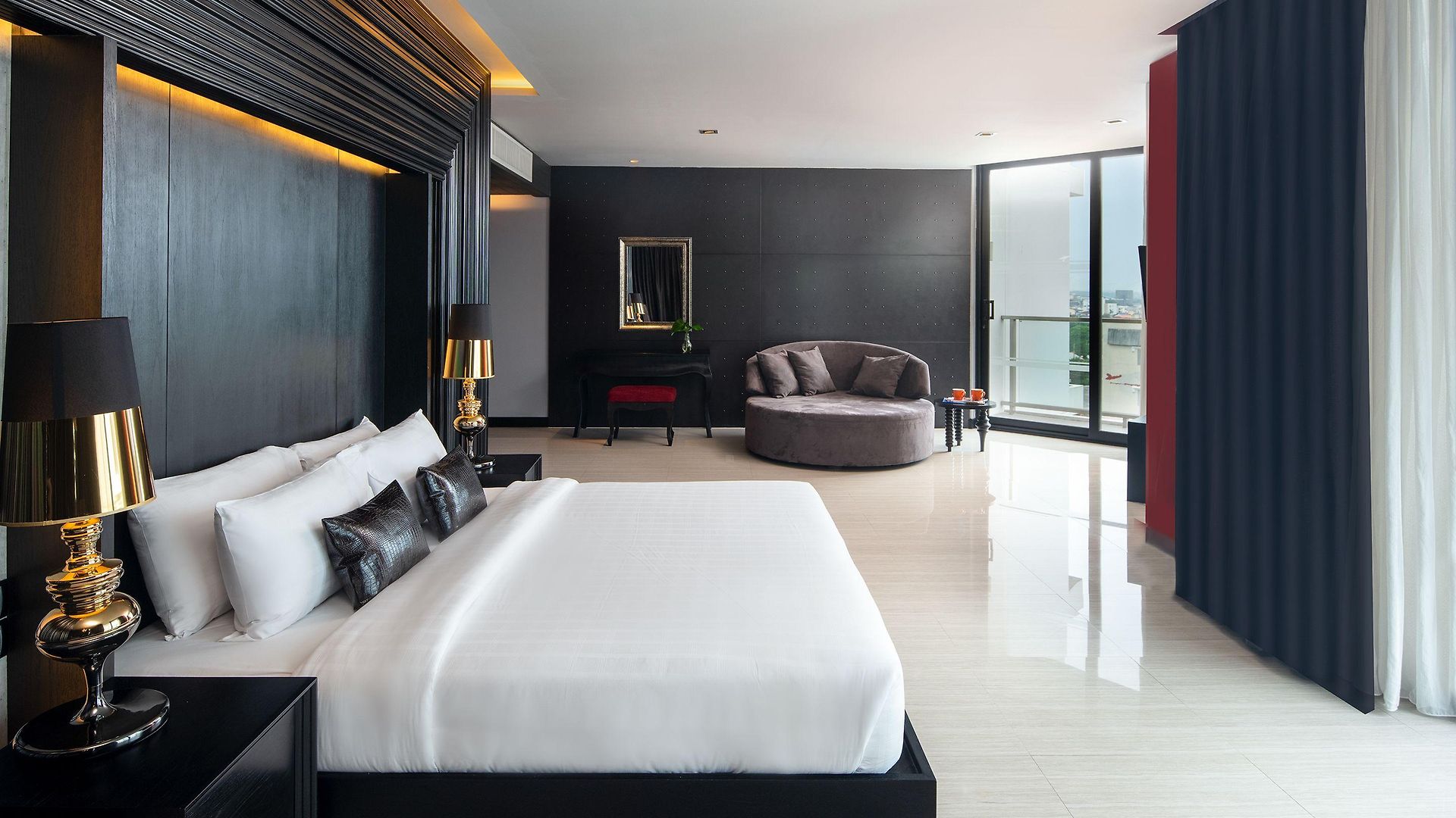 Tsix5 Quarter โรงแรม