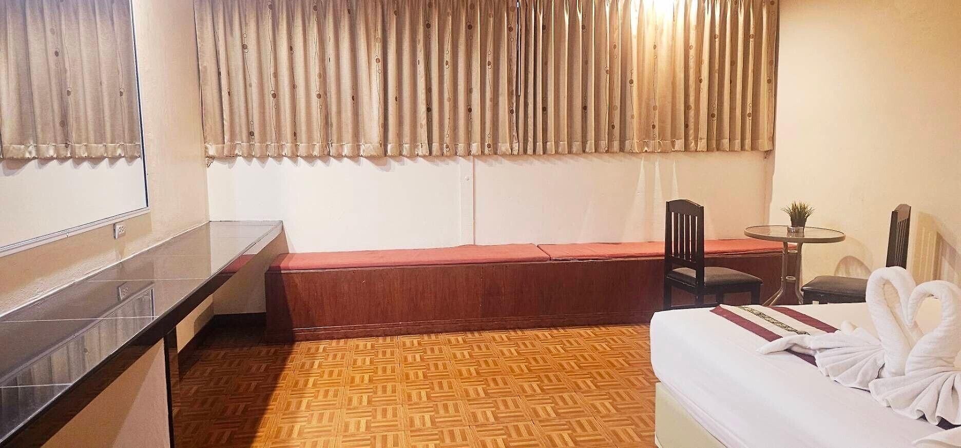 โรงแรม At Sea Pattaya
