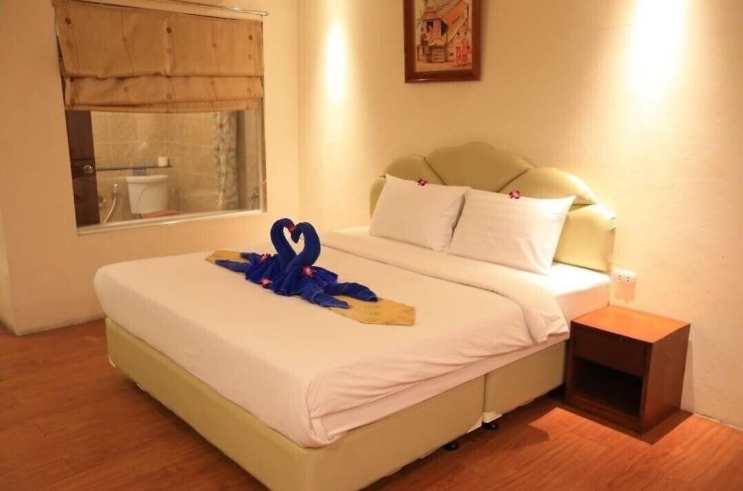 At Sea โรงแรม 2*