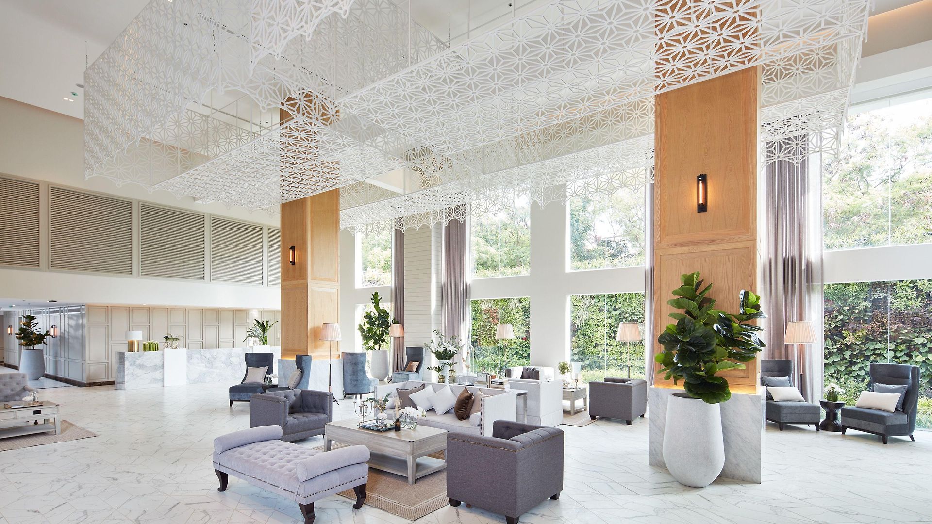 Health Land & โรงแรม 5*